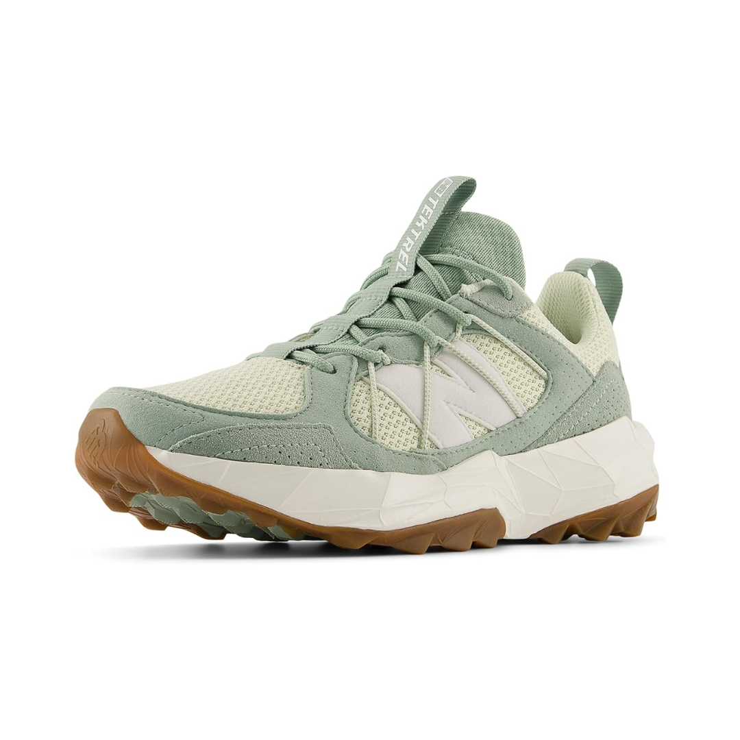 New Balance Women's Dynasoft Tektrel V1 Suede Trail Running Shoe